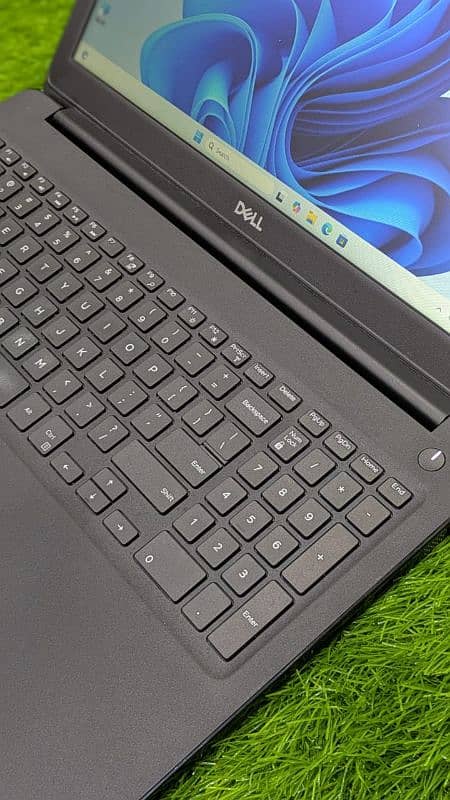 Laptop | Dell Latitude 3500 | Core-i5 8th Gen | 8GB RAM 256GB SSD 1