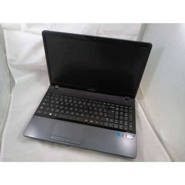 Samsung Core i3 laptop 0