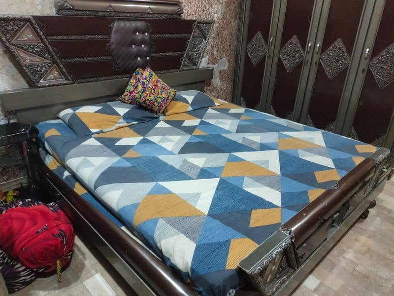 bad alamri without  matress 11