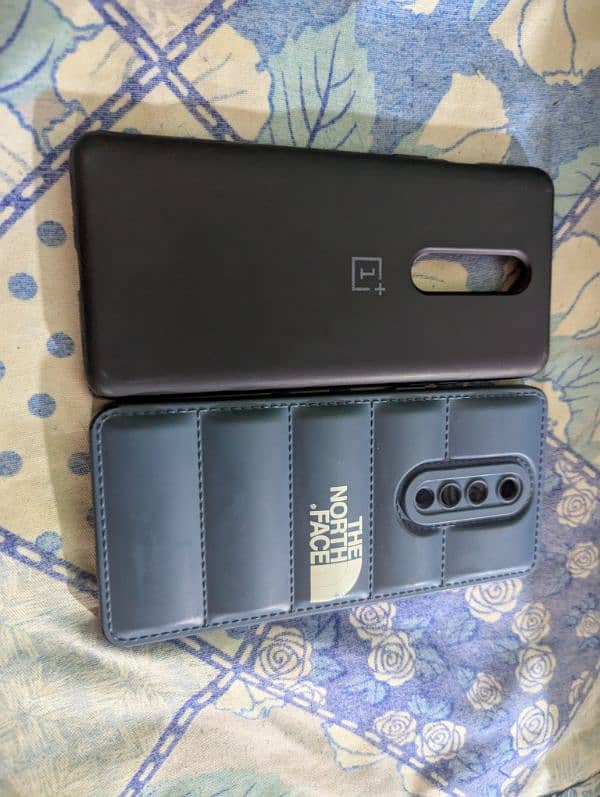 Pack of 2 one plus 8 back covers 1