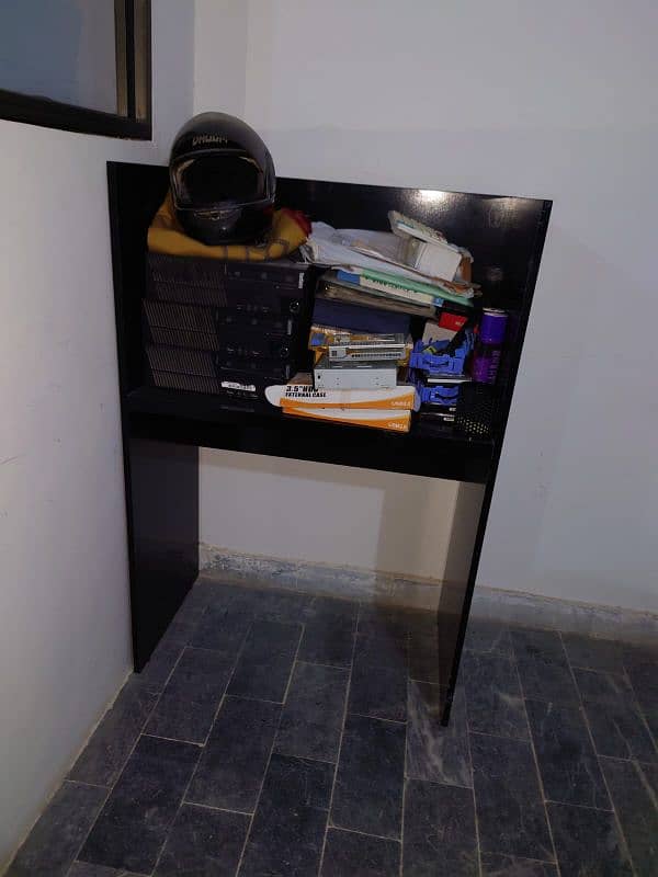 High Quality Workstations Available 1