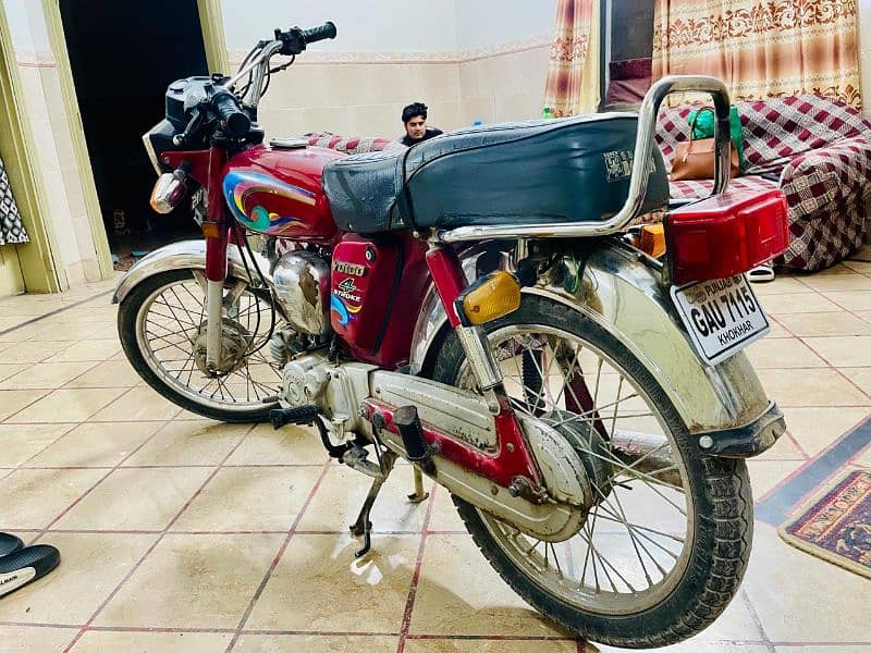 yamaha dx 100 bike v. neat & clean condition all original 4 stock bike 1