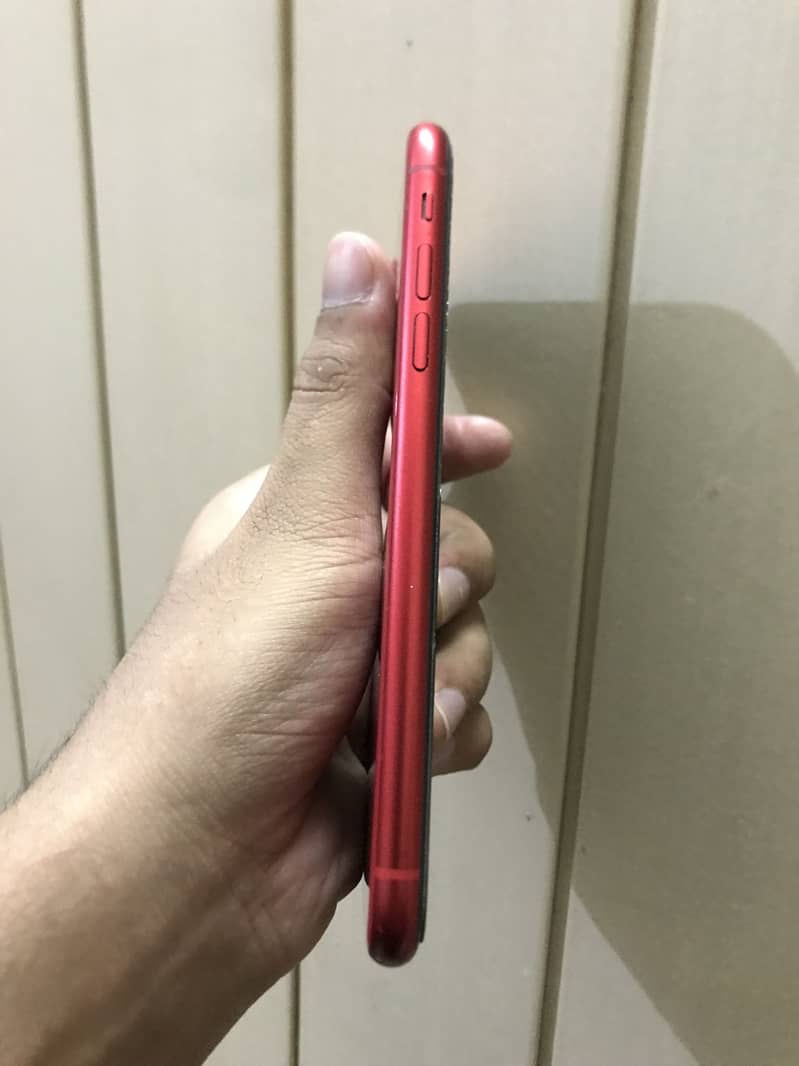 iPhone 11 128 GB PTA APPROVED 3