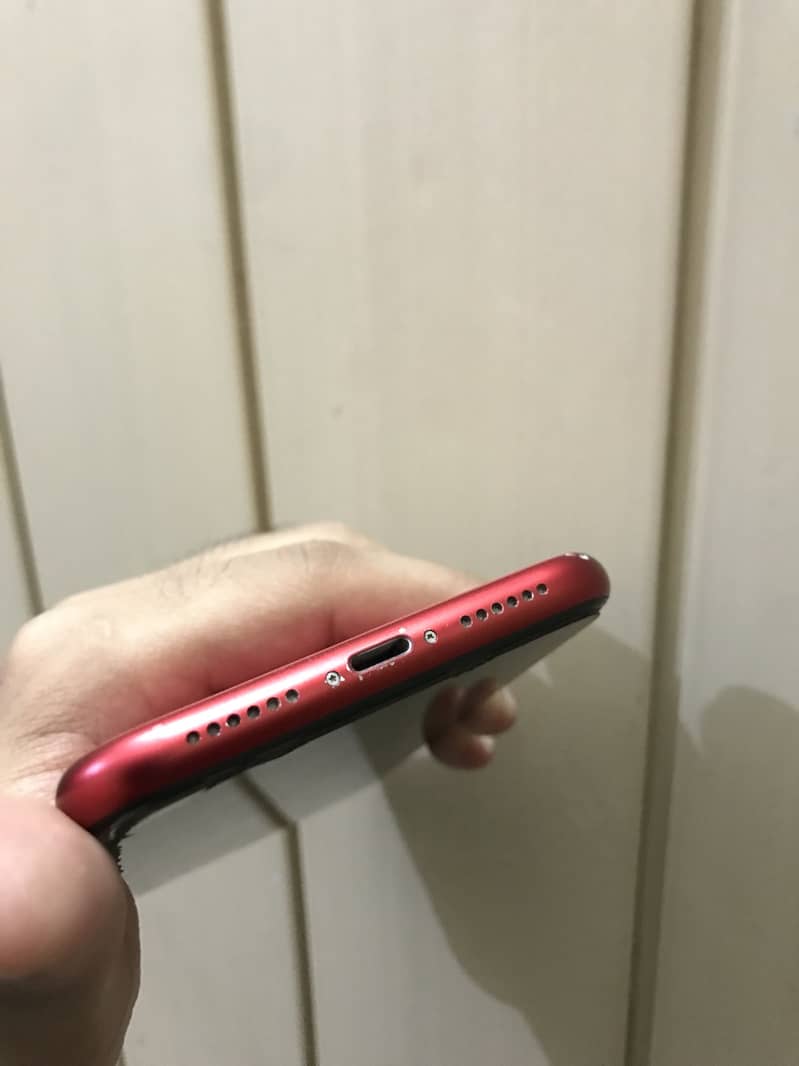 iPhone 11 128 GB PTA APPROVED 4