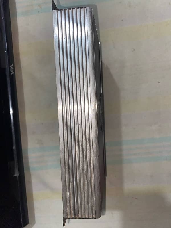 Amplifier 2500 WATTS 2 Channel Power 1