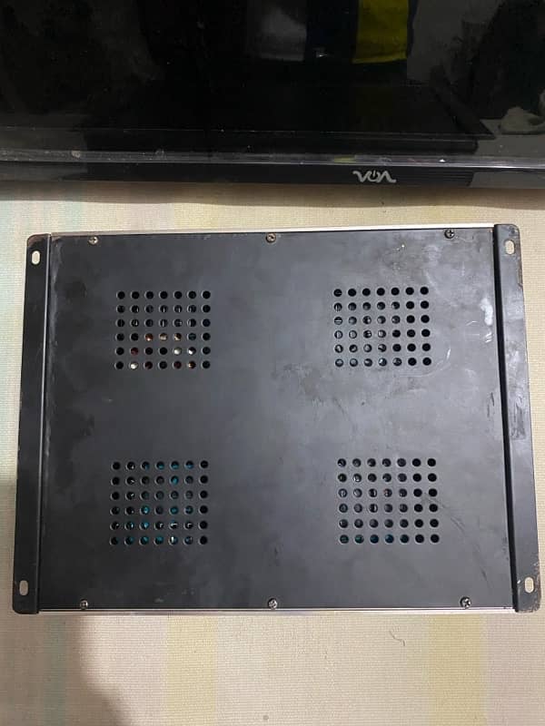 Amplifier 2500 WATTS 2 Channel Power 5