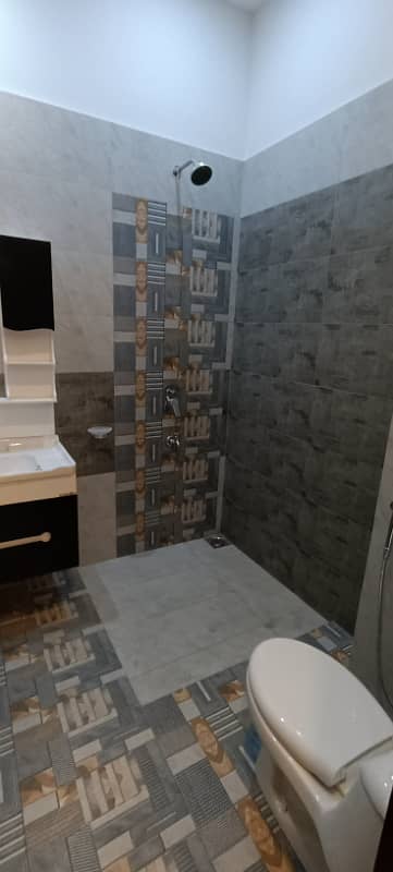 Extra Modern House 4