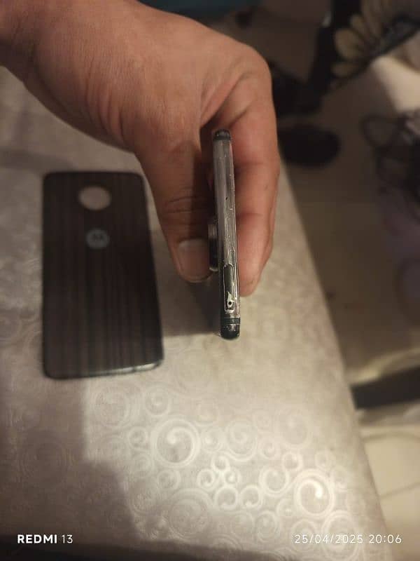 Motorola Moto Z3 non PTA waterproof 4/64 4