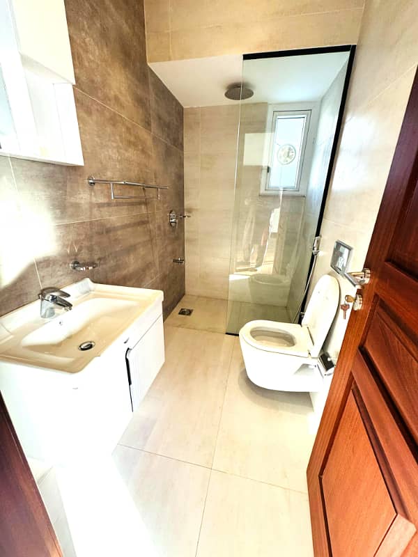 Premium Fittings Branch New House in F-7 Islamabad For Sale 14
