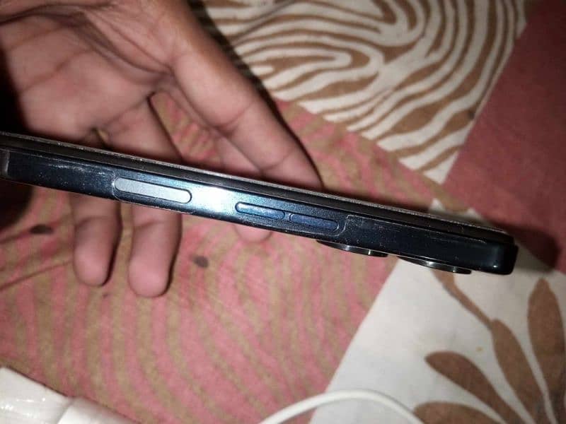 Tecno Camon 19 neo 0