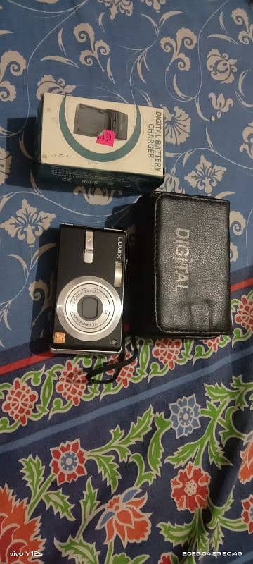 Digital Camera 3