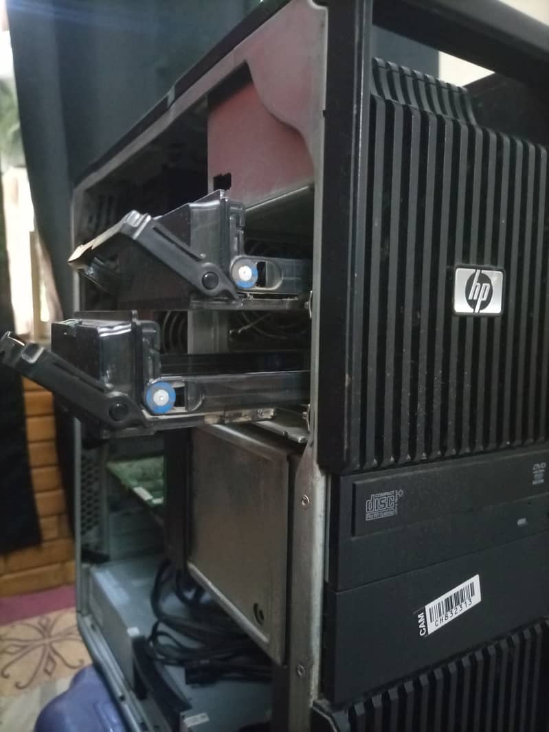 HP Z600 12 Cores | Plays GTA V & More | Just Rs. 50,000! 7