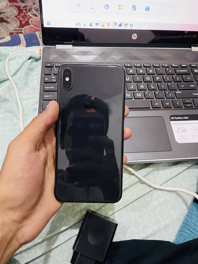 Iphone Xsmax pta approved 5