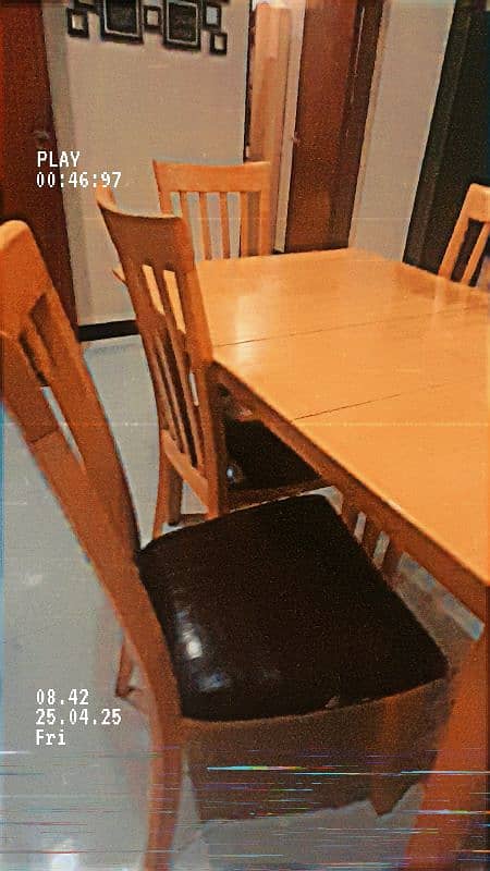 Dining Table with 6 Chairs 2