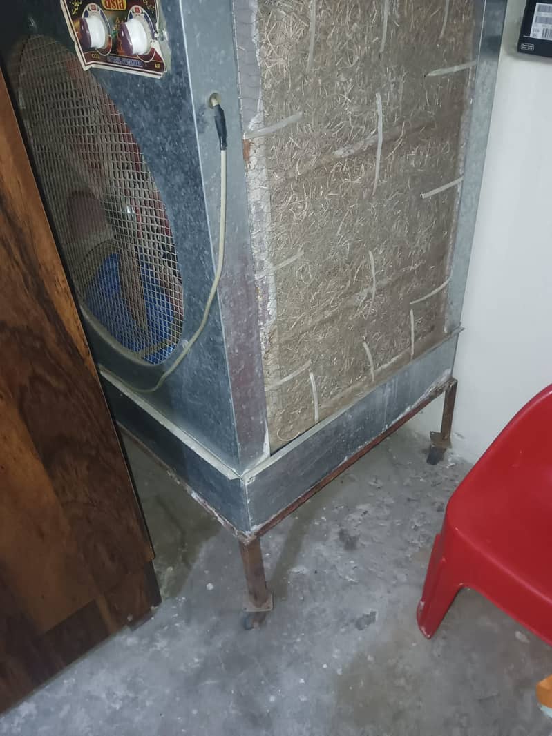 Lahoreee Cooler 2