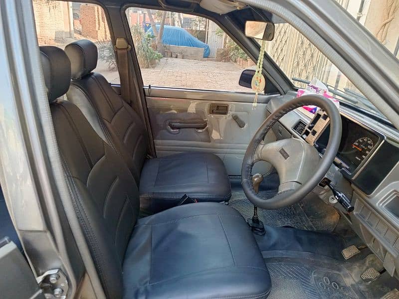 Suzuki Mehran VXR 2012 6
