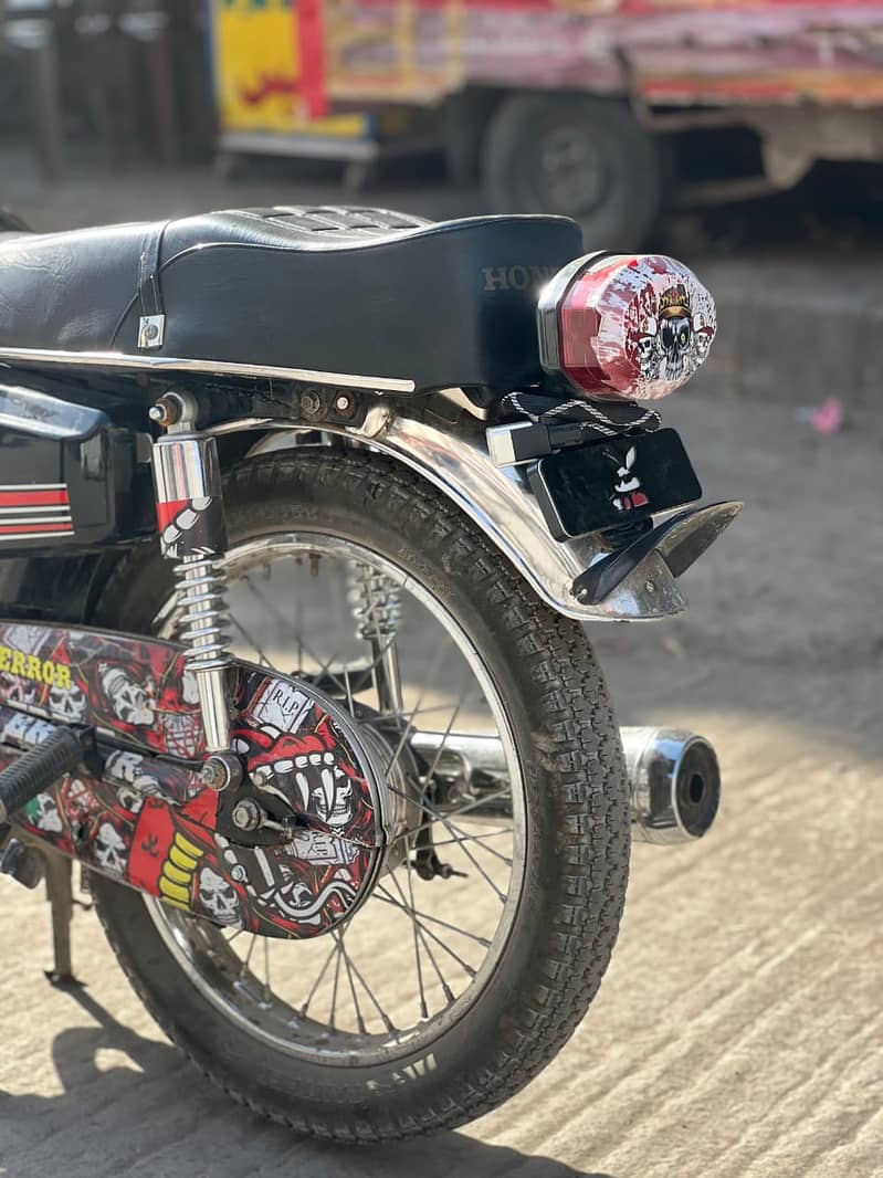 Honda CG 125 1987 4