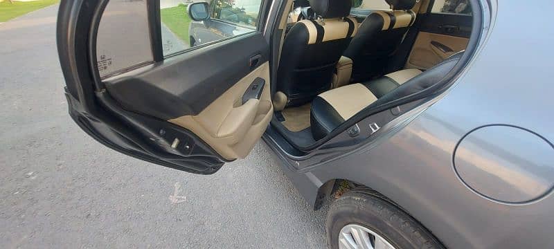 Honda Civic Prosmetic 2011|automatic |reborn|better than corolla/city 16