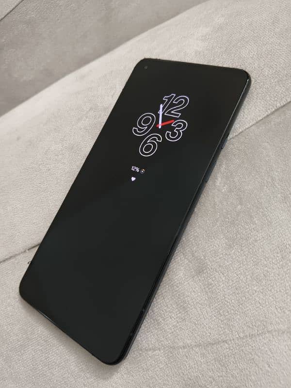 One plus 9, Dual sim 1