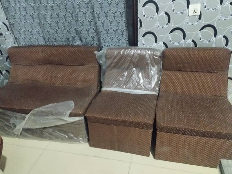 Slightly used sofas 0