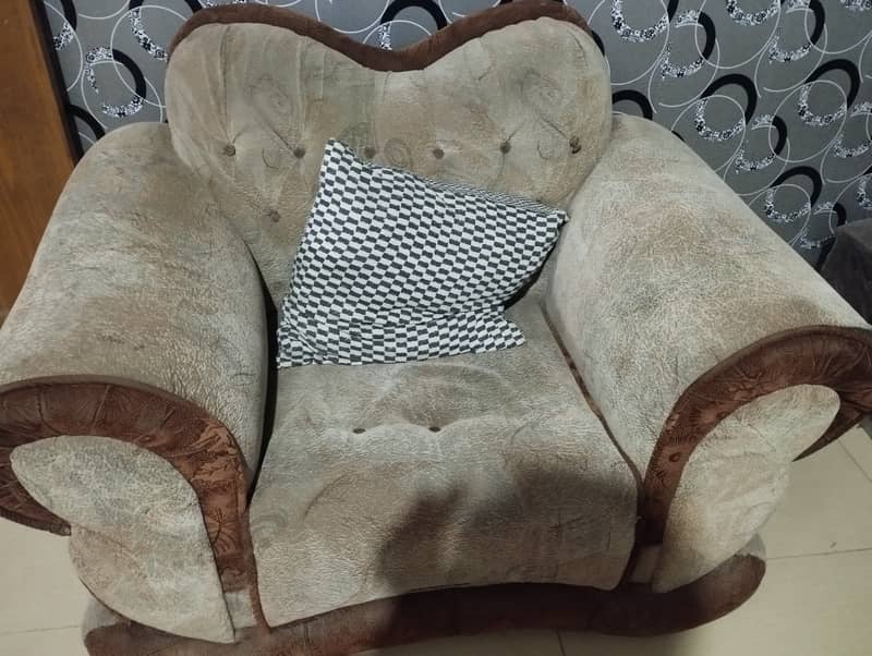 Slightly used sofas 1