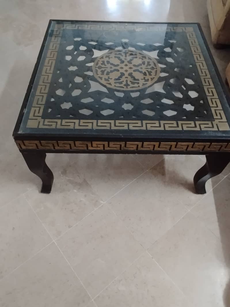 Office chairs, center table, and carpet for sale 7