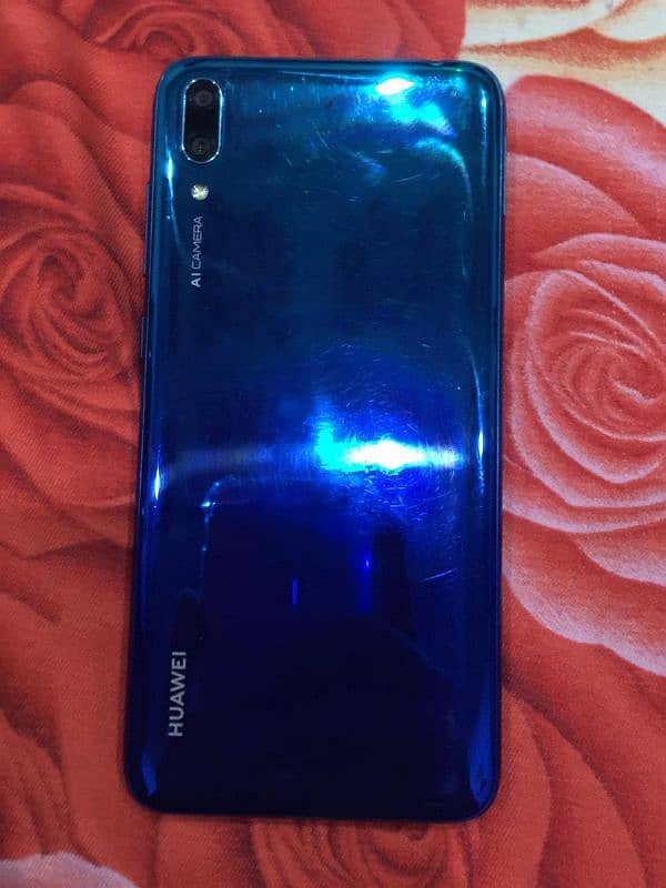 Huawei mobile 4.128 balue colours without box and charger 1