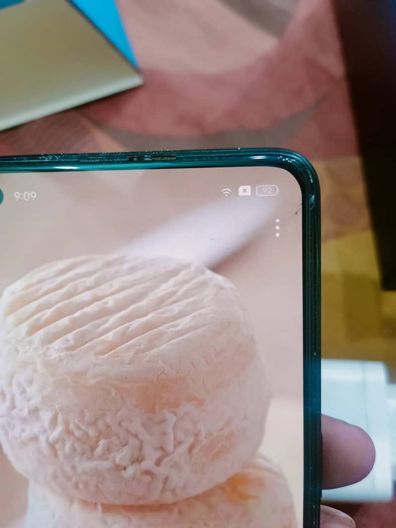 Oppo f21 pro complete smana hai plz read add 6