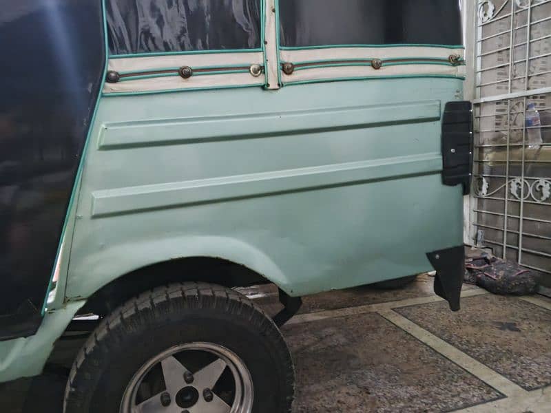 SAZGAR rickshaw 2017 model and converted 2025 model all okay body wise 12