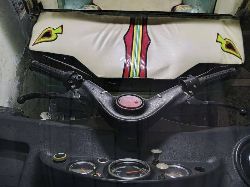 SAZGAR rickshaw 2017 model and converted 2025 model all okay body wise 14