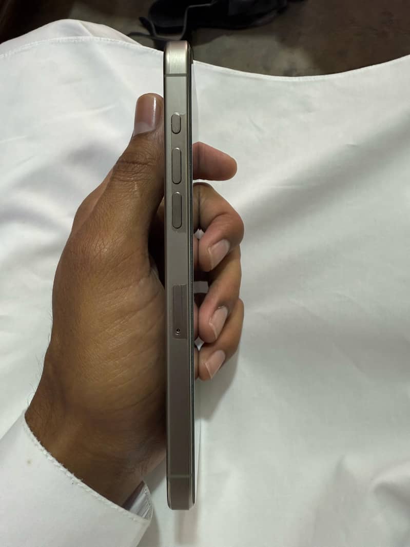 Iphone 15 pro max non-pta 256gb 3