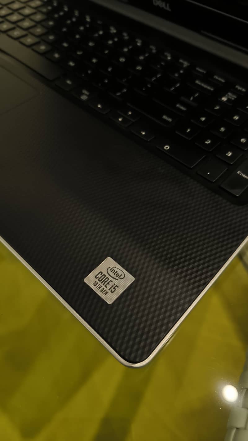 Dell i5 10th Generation 8gb DDR4 256gb SSD IPS Display 1