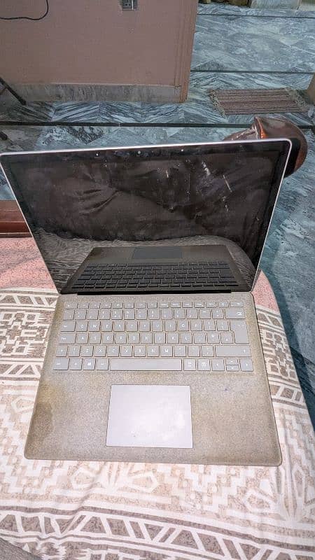LAPTOP Microsoft surface 2 0