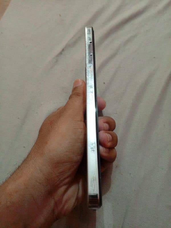 TECNO CAMON 20 AMOLD DISPLAY 8/256 GB 6