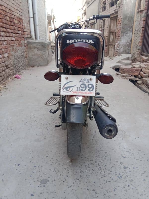 Honda CG 125 22/23 model Lush condition 11
