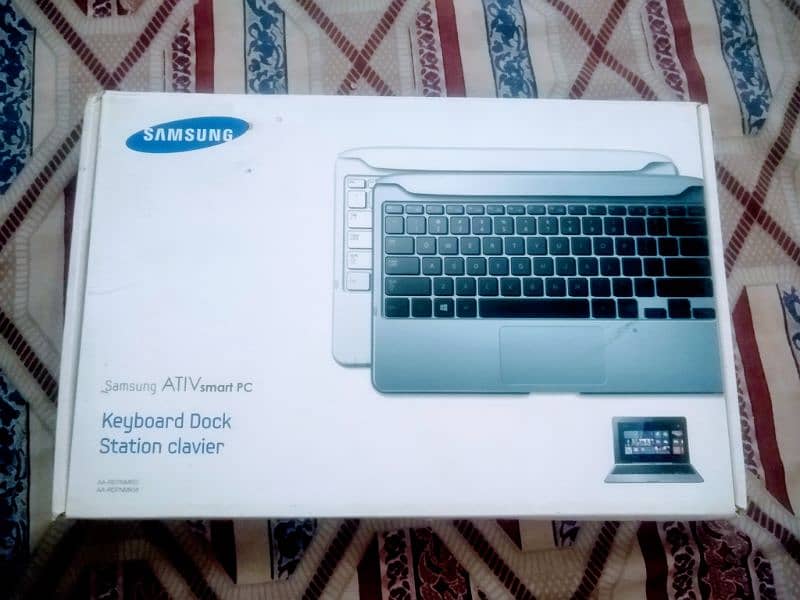 Samsung Magnetic ATIV Tablet PC  smart PC pro keyboard Dock. 7