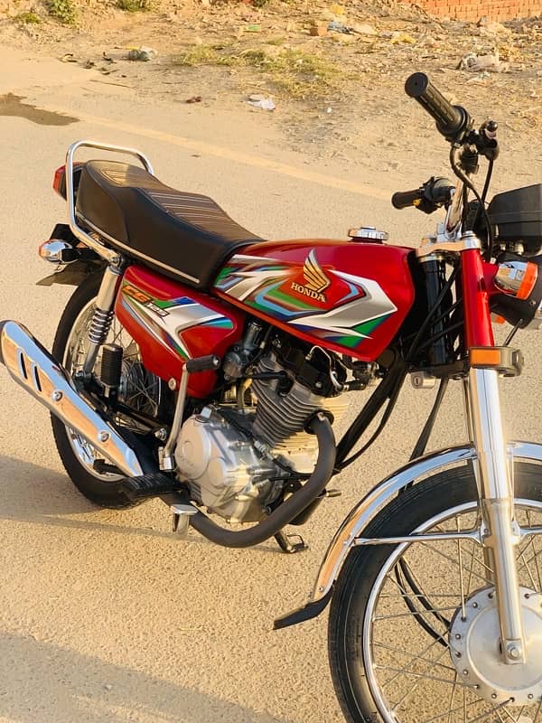 honda125 new condition 10 by 10 10
