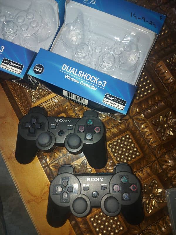 play station 3 controller's 2