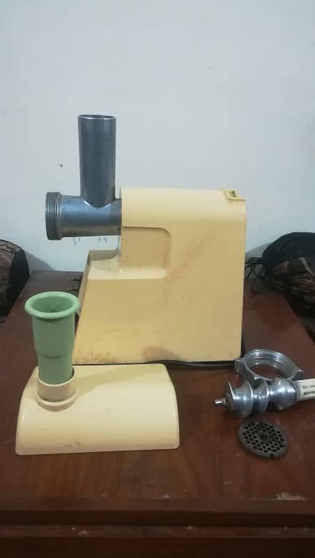 Braun meat grinder 1