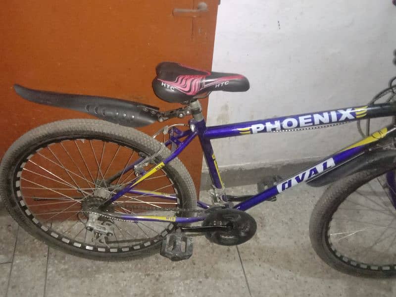 gears cycle  2days gears bicycle aluminum rims new condition 10by10 0