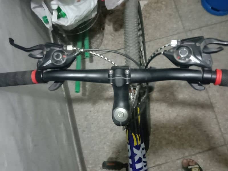 gears cycle  2days gears bicycle aluminum rims new condition 10by10 2