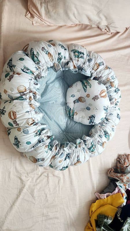 TheBabyStore's original 2 in 1 Baby bed and play mat 1