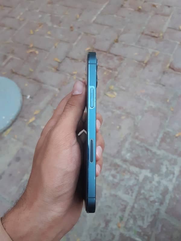 iPhone 12 Pro JV 5