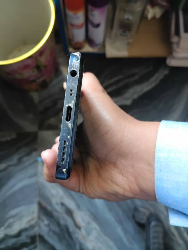 (pirmahal) Realme with box 4+4/128 4
