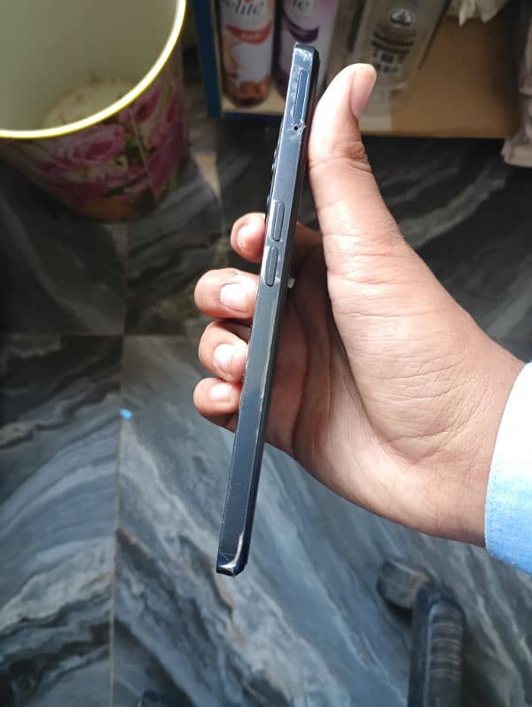 (pirmahal) Realme with box 4+4/128 5