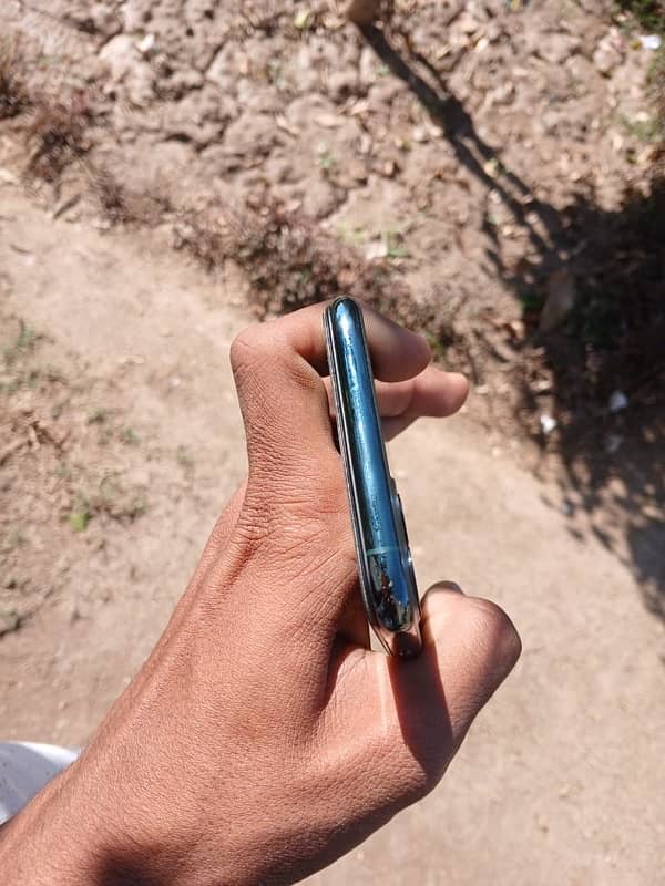 IPhone 11 pro max 3
