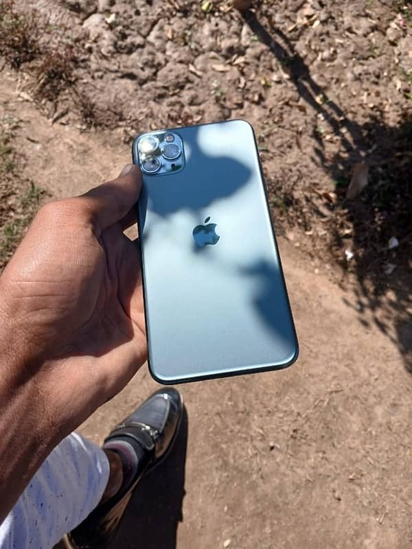 IPhone 11 pro max 7