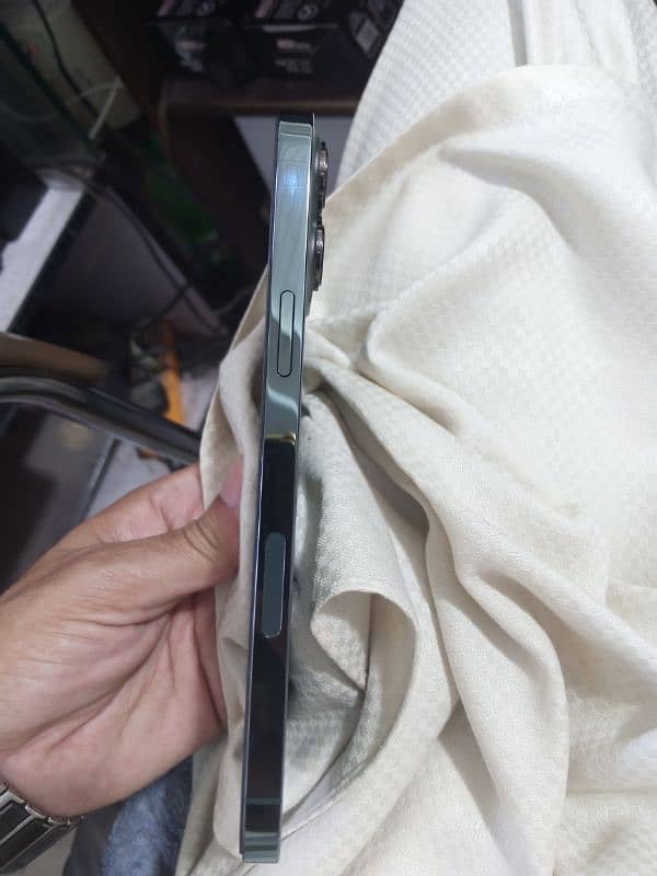 13 pro max 512gb 4
