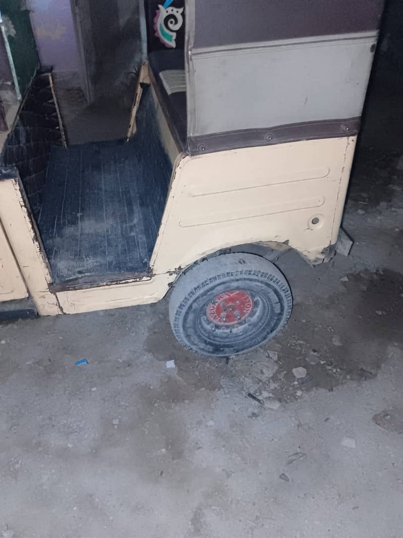 Sazgar Riksha 2014 Model 4