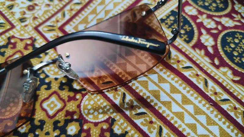 salvatore ferragamo sunglasses 8